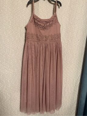 Girls' Dusty Rose Lace-Trim Formal Dress